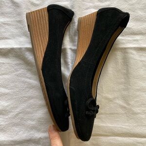 Hush Puppy wedge Slip one’s. Size 7